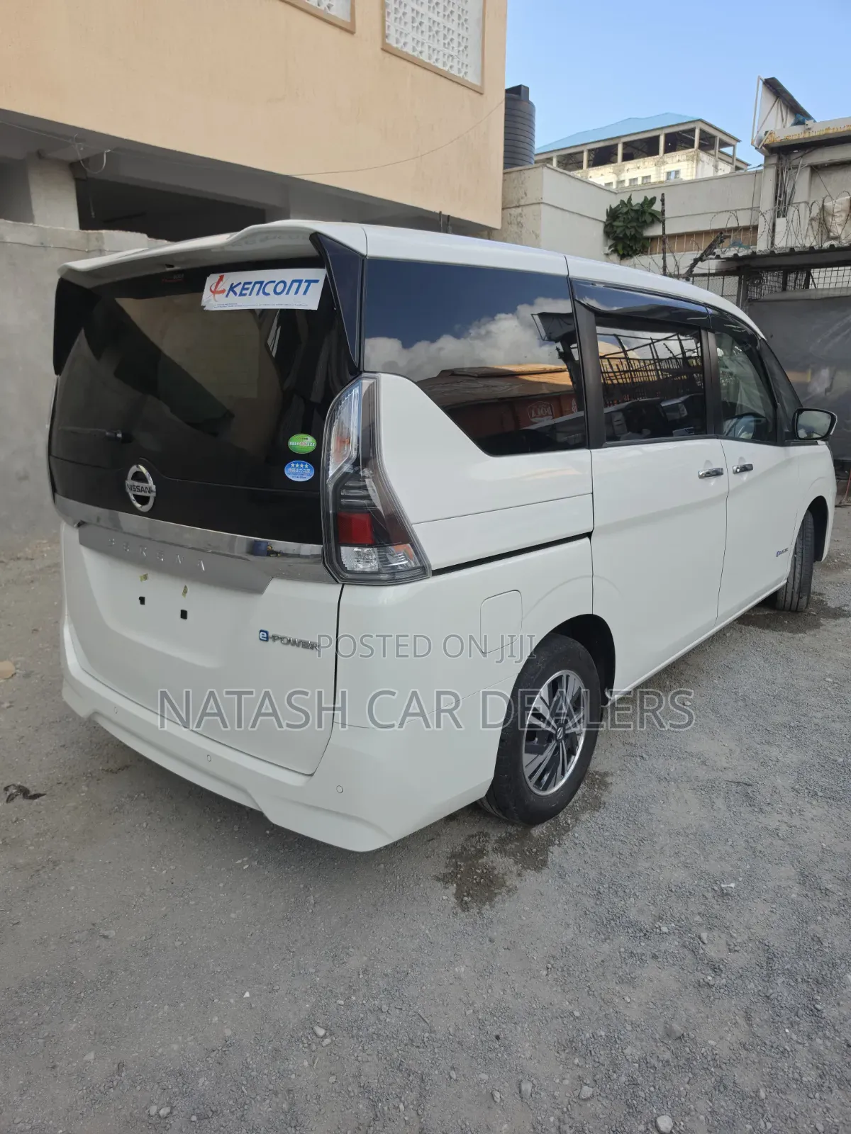 Nissan Serena 2019 White
