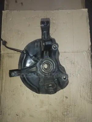 Mistubishi Mirage Front Hub