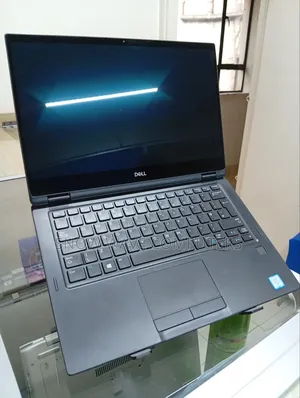 Laptop Dell Latitude 7390 2-in-1 8GB Intel Core i5 SSD 256GB
