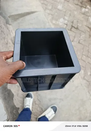 Plastic Mould Cubes