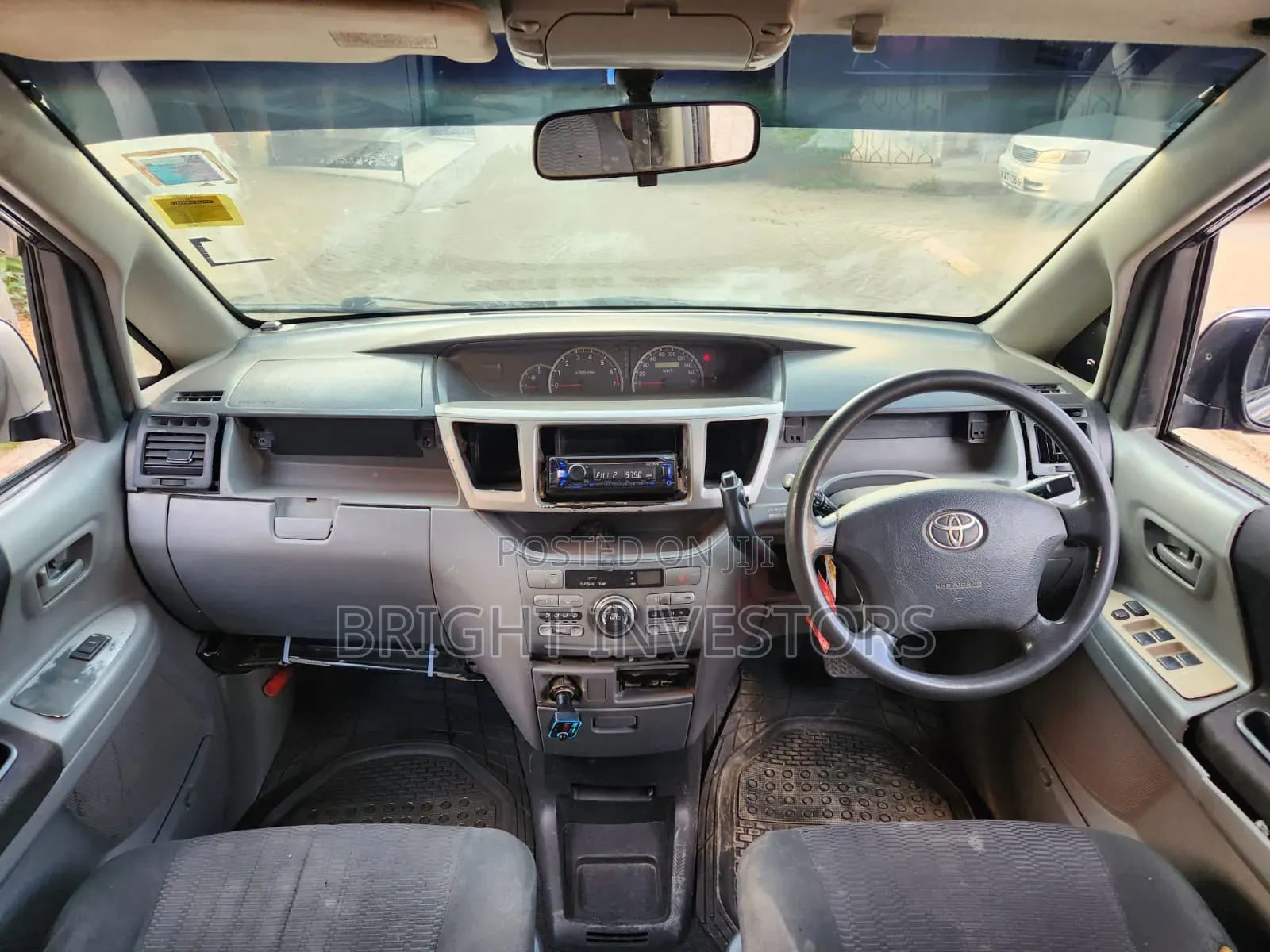 Toyota Voxy 2008 Blue