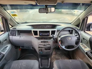 Toyota Voxy 2008 Blue