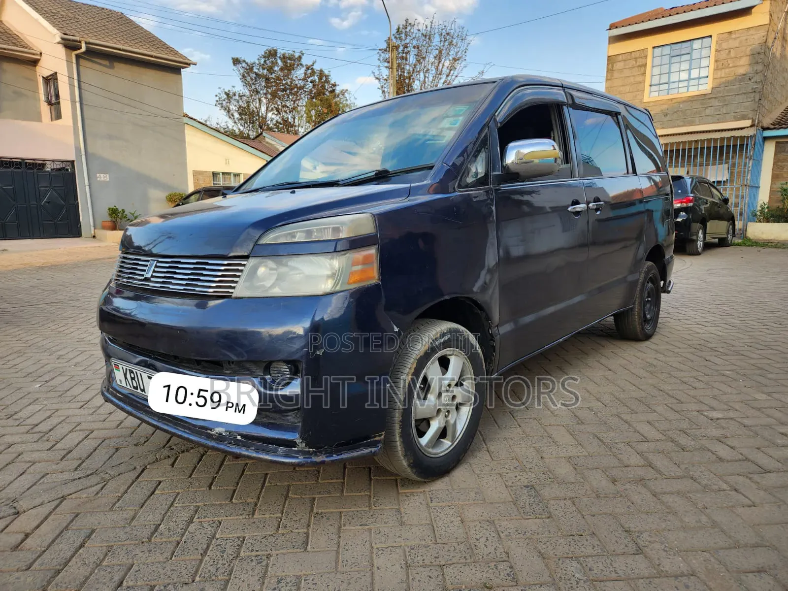 Toyota Voxy 2008 Blue