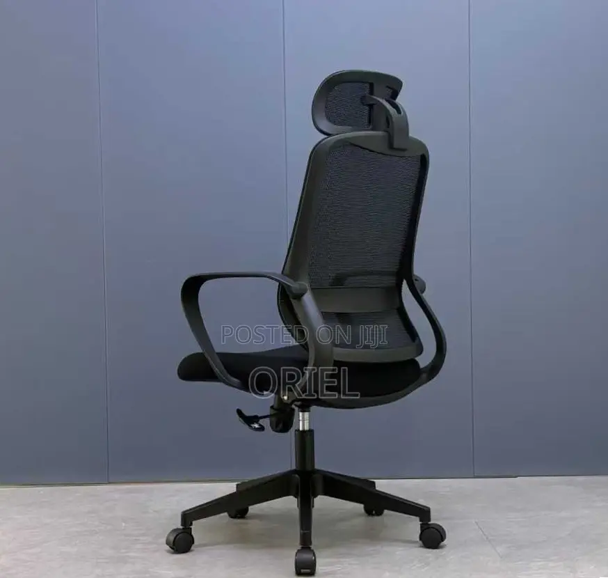 Office Staff Chair : Office Chair With Headrest and Fixed Armrest