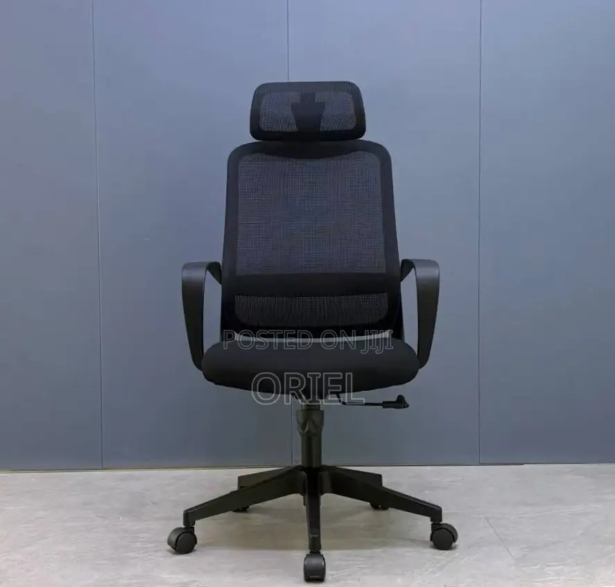 Office Staff Chair : Office Chair With Headrest and Fixed Armrest