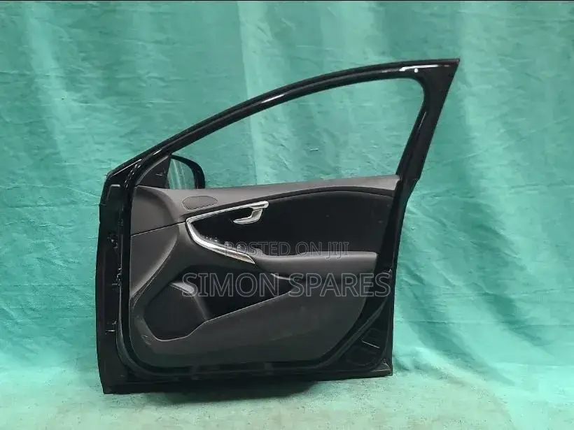 F Door Assy Rh Volvo V40 2013