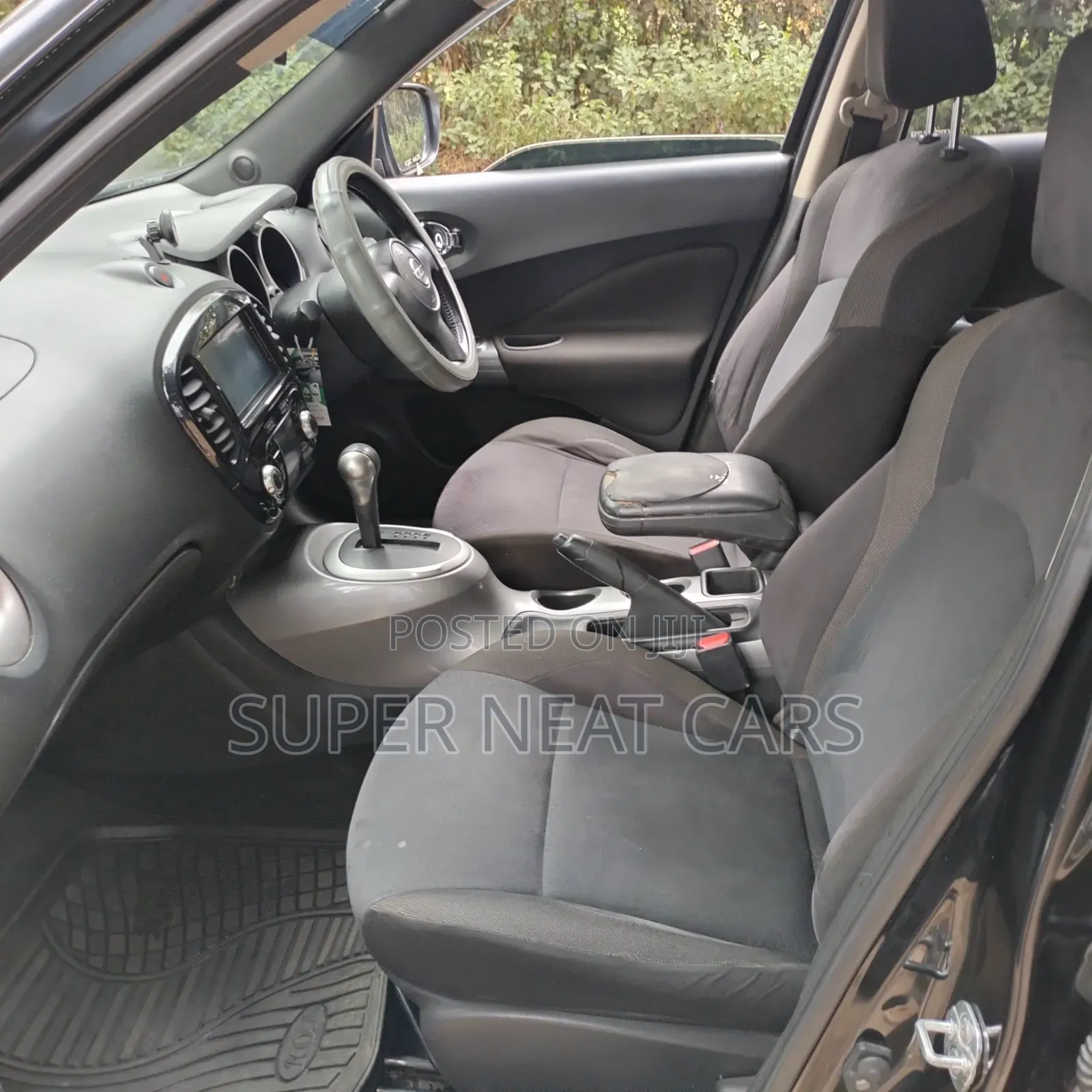 Nissan Juke S 4dr Hatchback (1.6L 4cyl Turbo CVT) 2014 Black