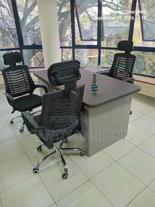 Modern and Spacious Office Desk With 3 Chairs