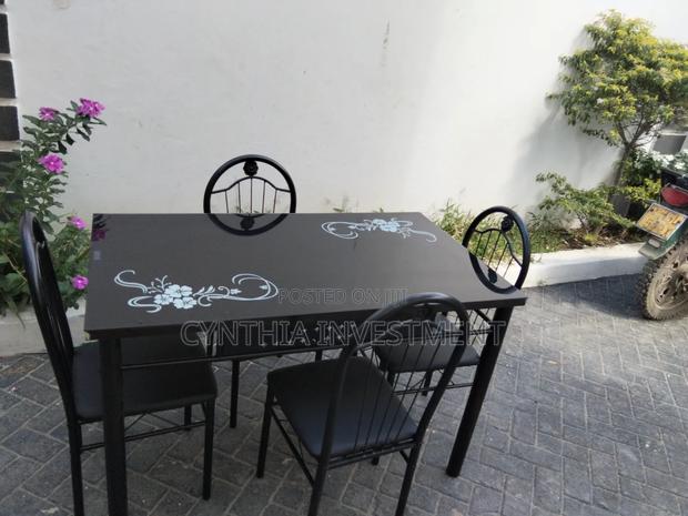4 Seater Glass Dining Table