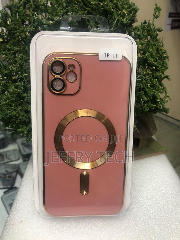 Luxury Pink Electroplated Phone Case Apple iPhone 11.