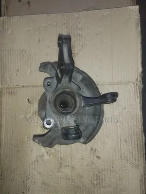 Daihatsu Mira Front Hub