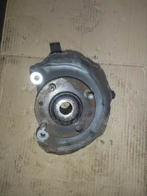 Nissan DayZ Front Hub