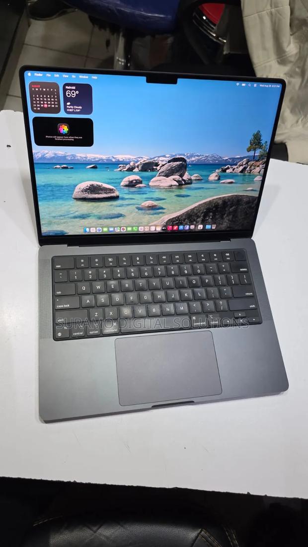 Laptop Apple MacBook Pro 2024 M4 16GB Apple M4 SSD 512GB