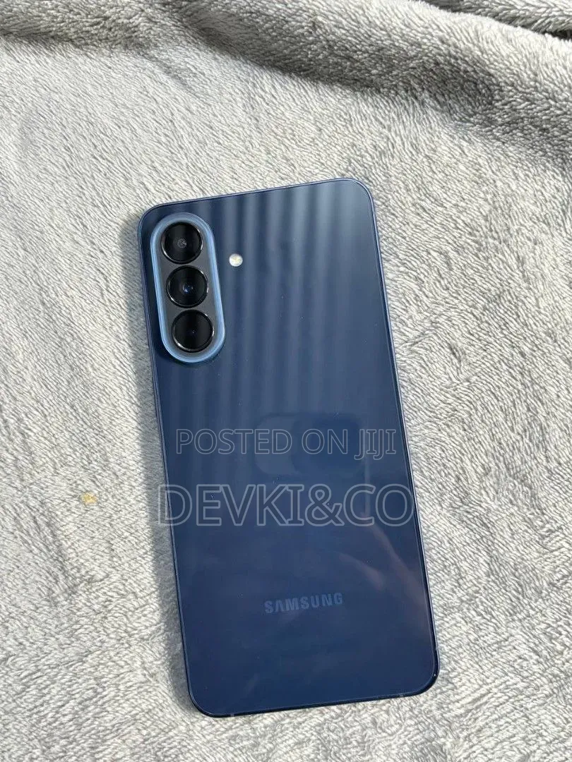 Samsung Galaxy A57 128 GB Black