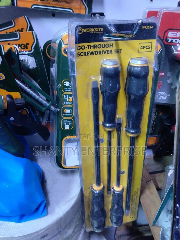 Go Through Screwdriver Set 4pieces - main view