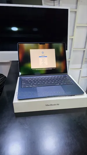 Laptop Apple MacBook Air 2025 M4 16GB Apple M4 SSD 256GB
