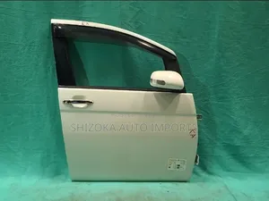 F Door Assy Rh Toyota Isis Zgm10w 2011