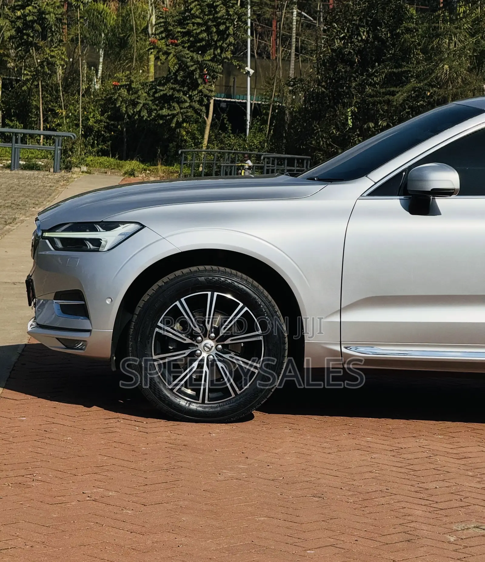 Volvo XC60 2017 Silver