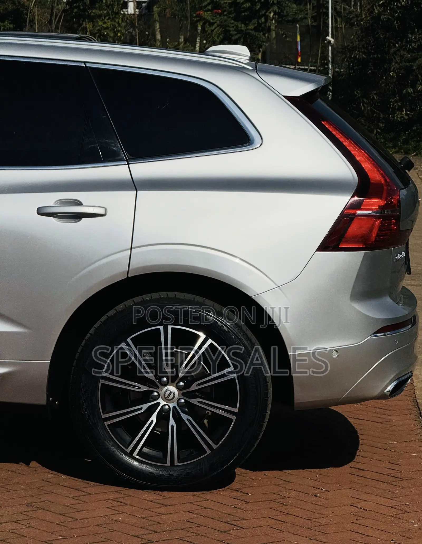 Volvo XC60 2017 Silver