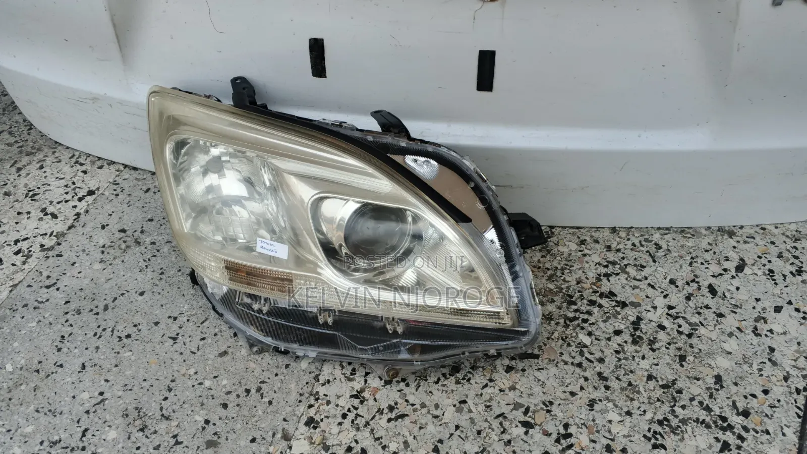 Toyota Mark X Zio Xenon Headlight