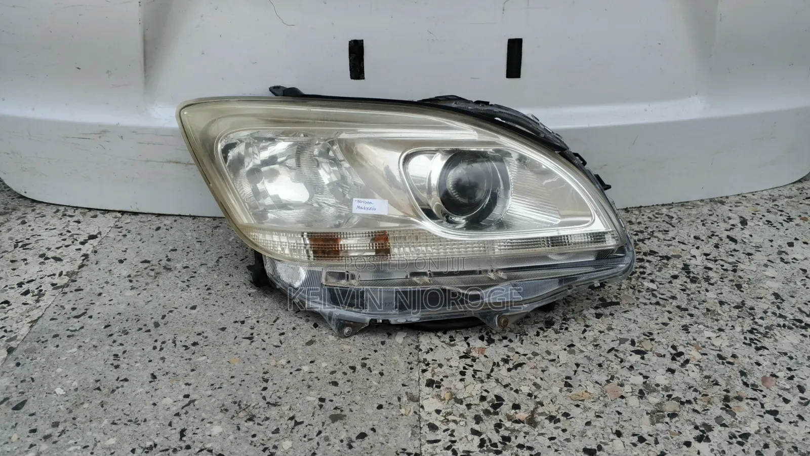 Toyota Mark X Zio Xenon Headlight