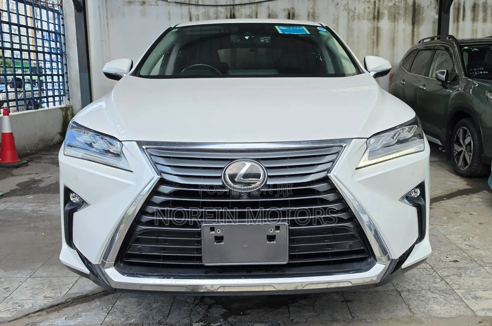 Lexus RX 2020 Off white