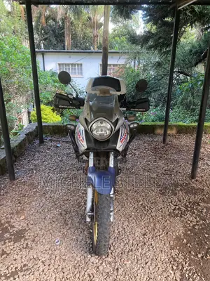 Honda Transalp XL600V 2011 White