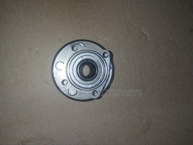 Premio 4wd Rear Hub