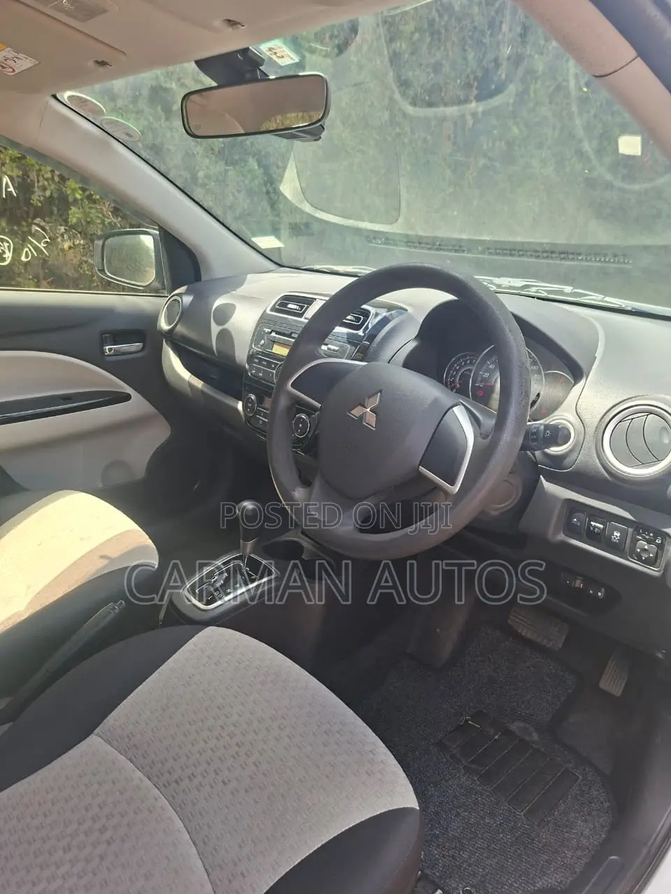Mitsubishi Mirage 2017 White