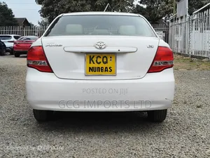 Toyota Axio 1.5 X 2WD 2011 White