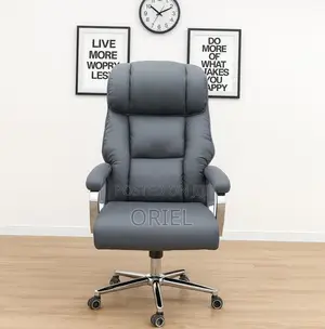 Office Chair : PU Leather Executive Office Chair - Swivel