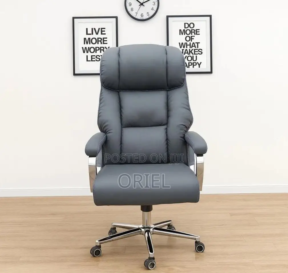 Office Chair : PU Leather Executive Office Chair - Swivel
