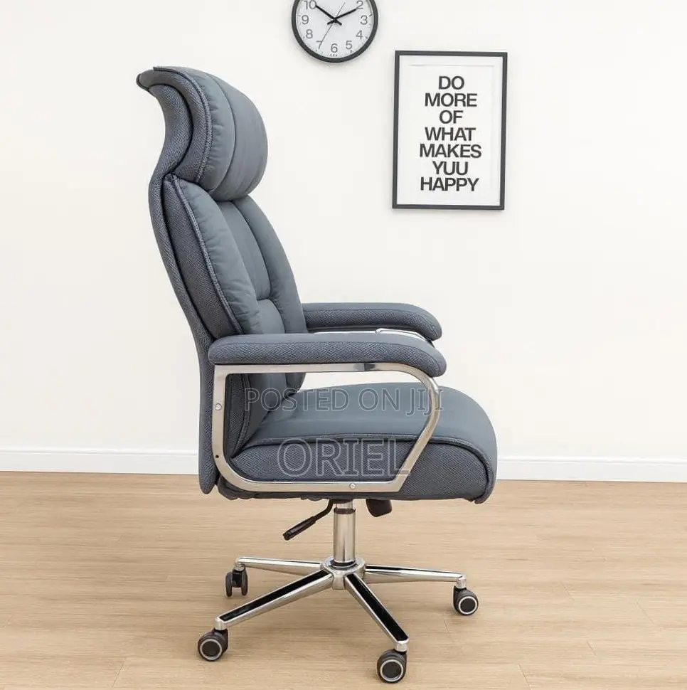 Office Chair : PU Leather Executive Office Chair - Swivel