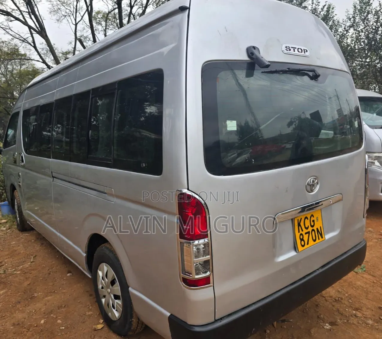 Toyota HiAce 2010 Silver