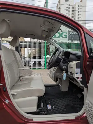 Daihatsu Move 2019 Red