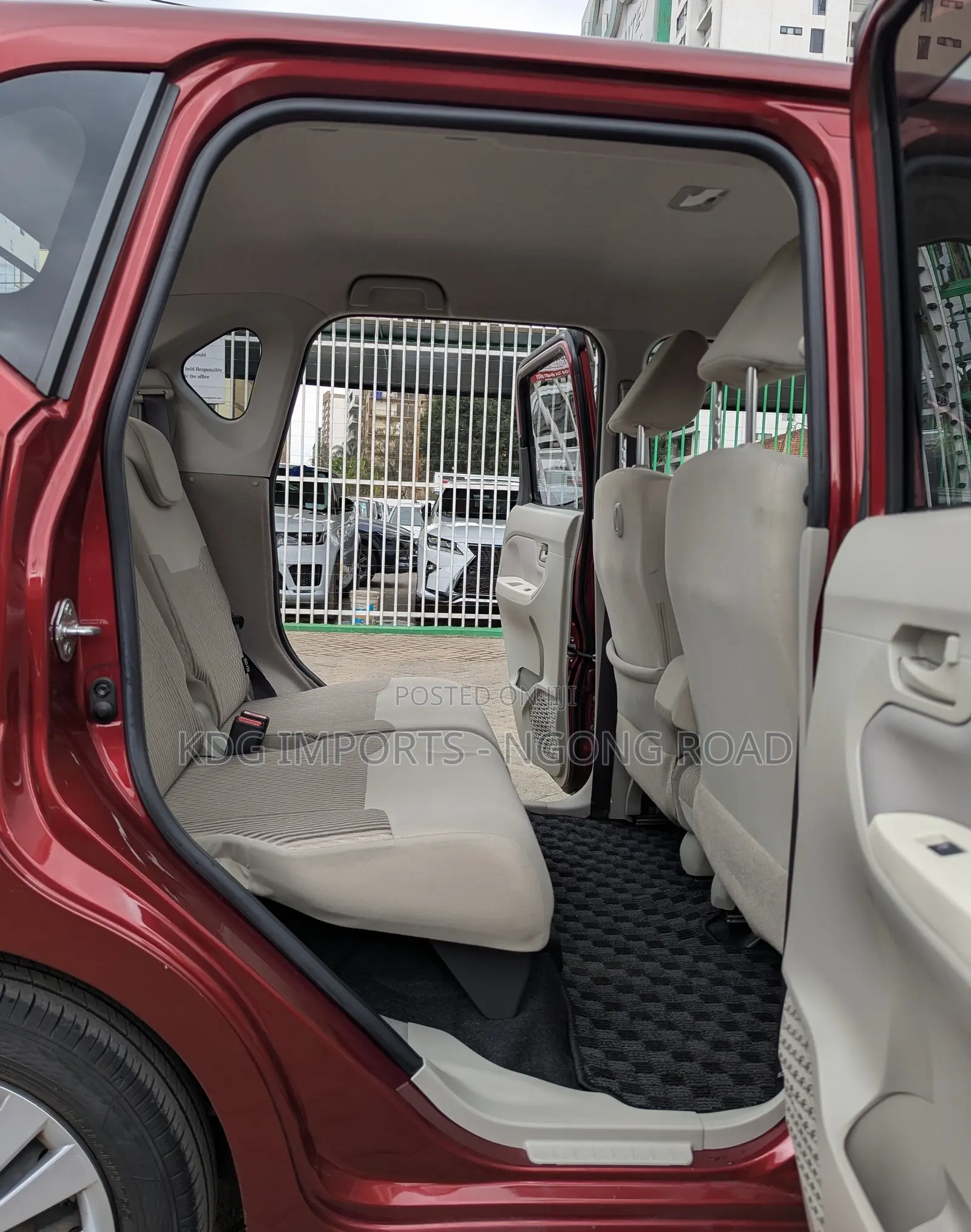 Daihatsu Move 2019 Red