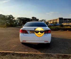 Toyota Crown 2015 White