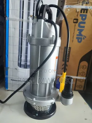 Freevel 0.5HP Submersible Water Pump With Float Switch (370W)