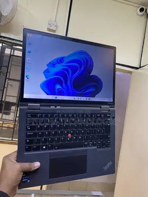 Laptop Lenovo ThinkPad x13 Yoga 16GB Intel Core i7 SSD 256GB