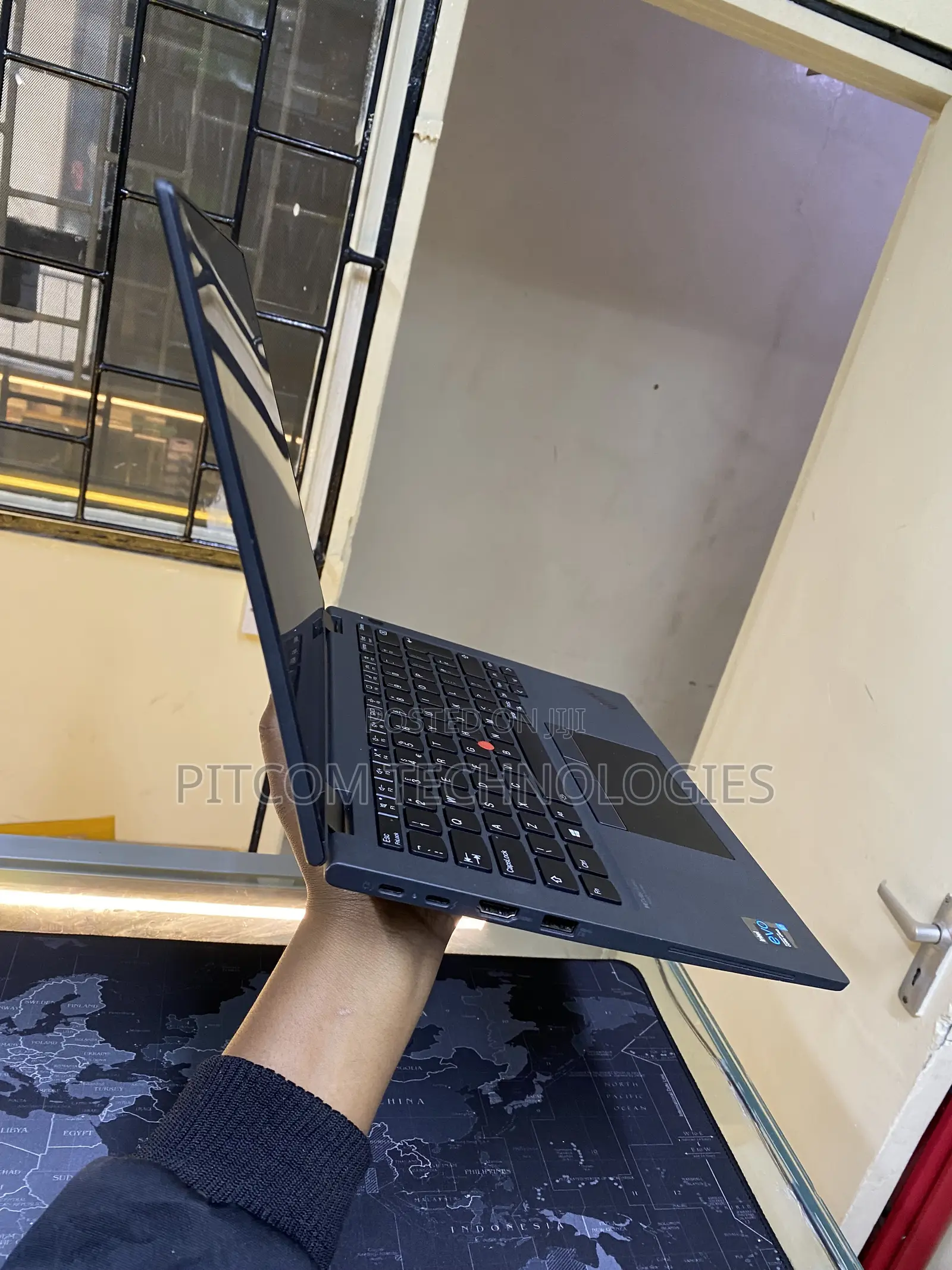 Laptop Lenovo ThinkPad x13 Yoga 16GB Intel Core i7 SSD 256GB