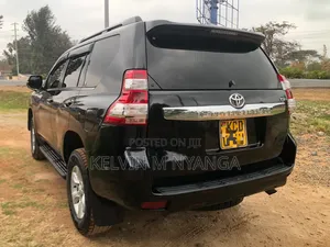 Toyota Land Cruiser Prado 2.7 i 2011 Black