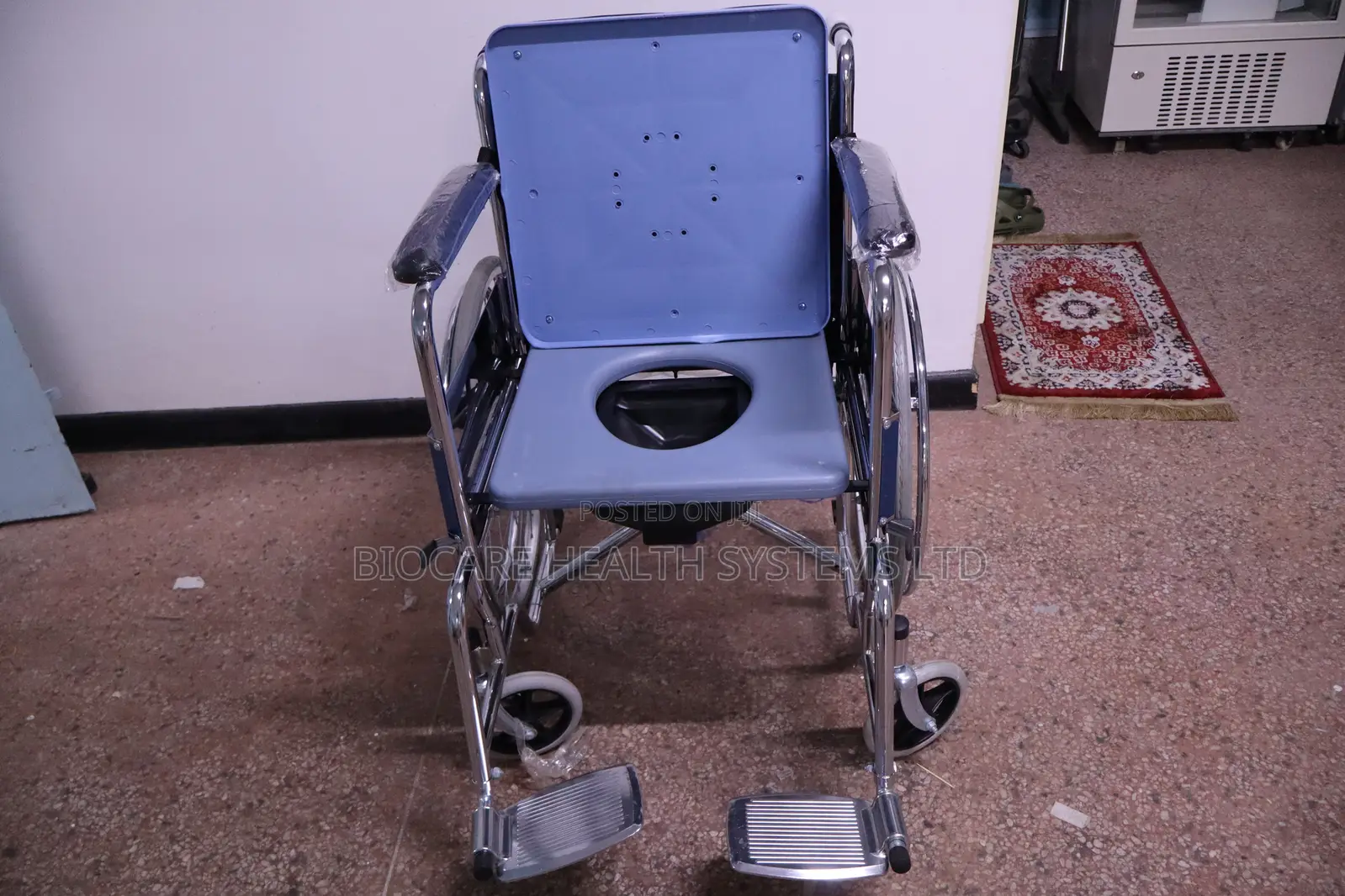 Commode Wheelchair With Wheels