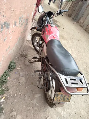 Bajaj Boxer 2016 Red