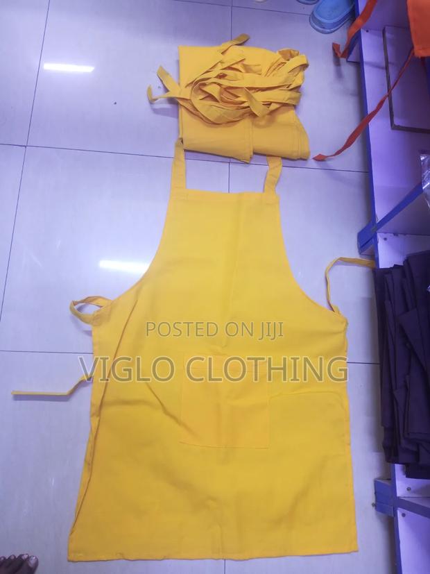 Heavy Yellow Events Aprons - thumbnail 2