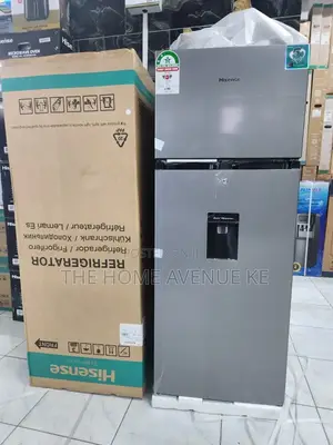 *Hisense 205L Double Door Fridge With Water Dispenser