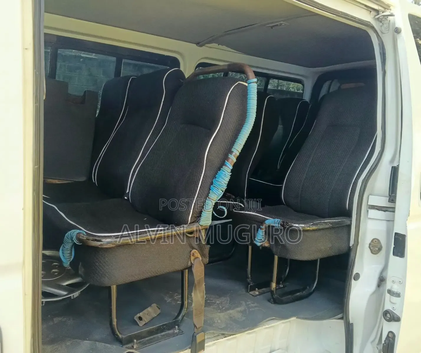 Toyota HiAce 2014 White