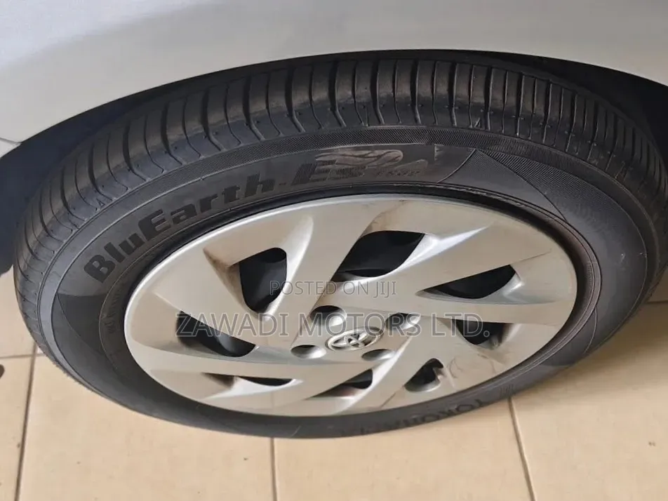 Toyota Axio 1.5 G 2WD 2019 Silver
