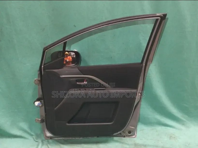 F Door Assy Rh Mazda Premacy Cwefw 2011