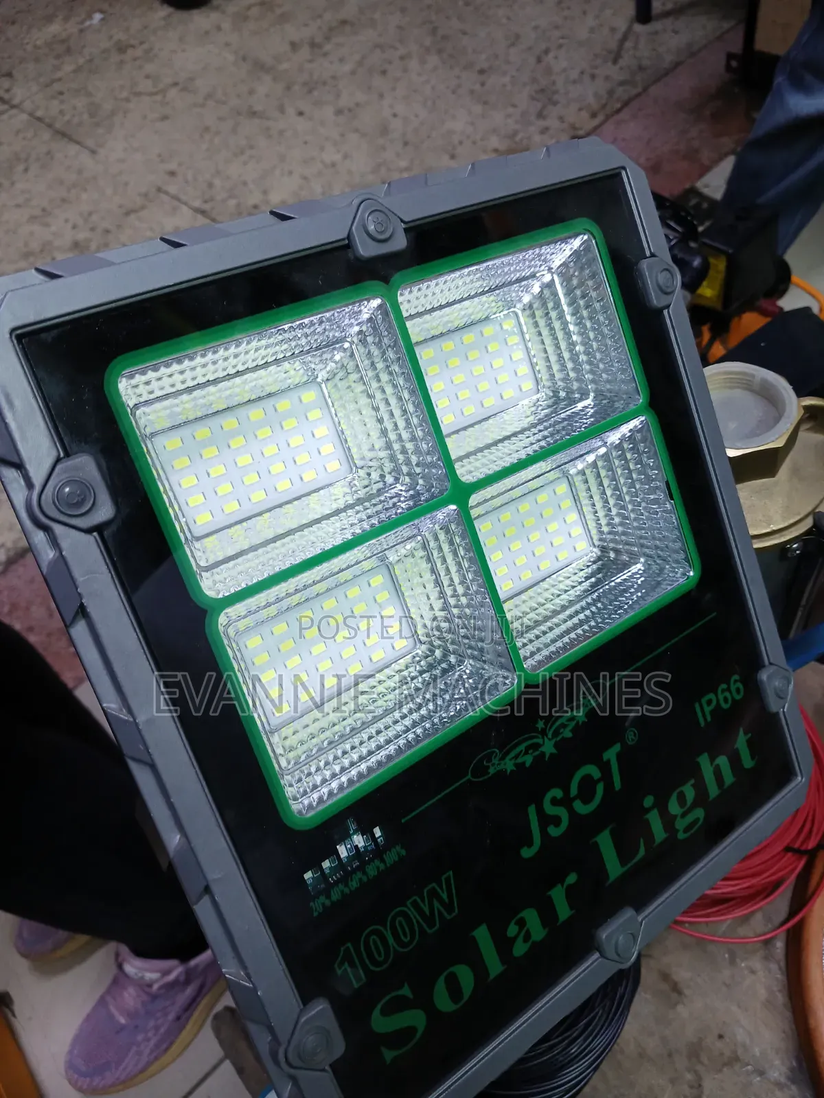 100W Solar Floodlight