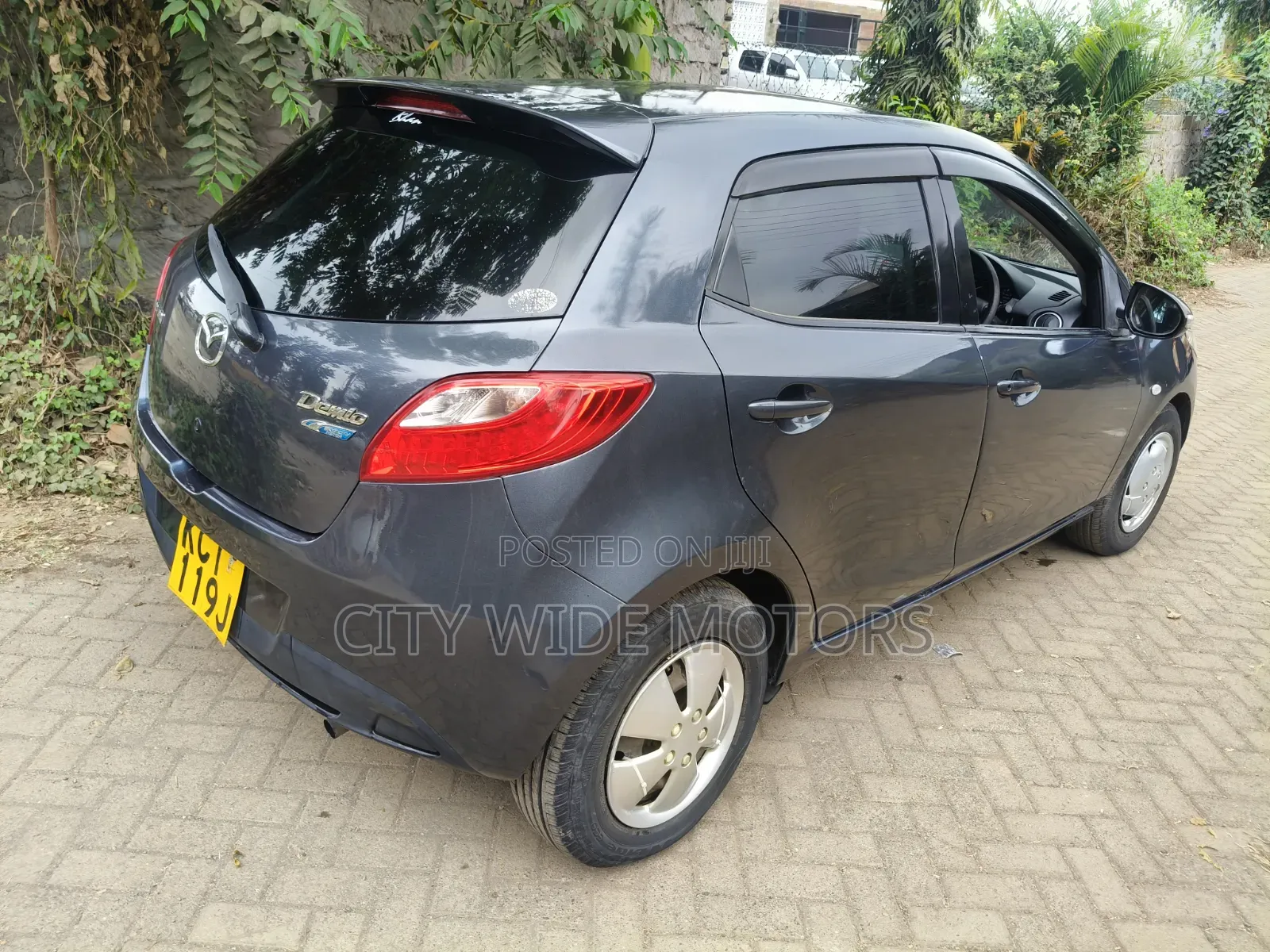 Mazda Demio 2012 Gray